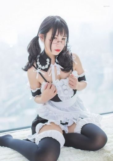 欧美女三级_迅雷极速版下载