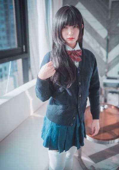 欧美女星秋冬机场街拍_剧情片神马在线观看
