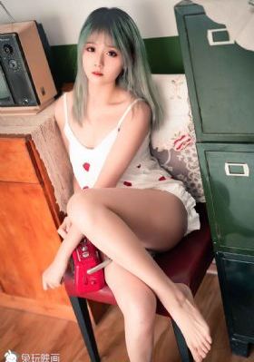 欧美爆款裙_HD高清在线观看