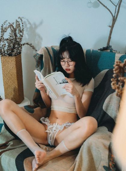 欧美小纹身_4K免费观看韩国