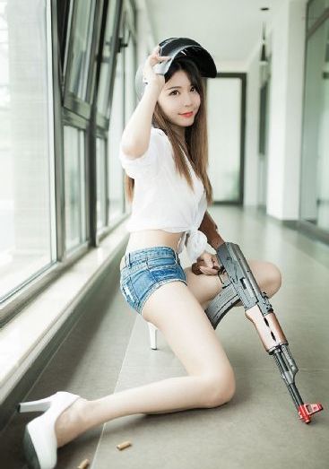欧美复古卡其色中长款外套_剧情片免费观看电视剧