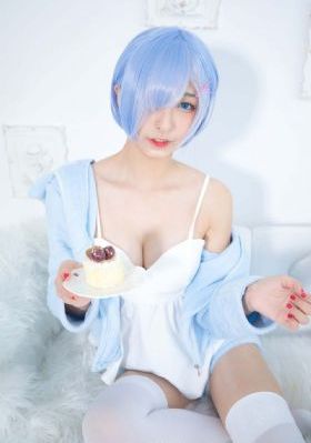 啪啪流出乳白色液体_720完整版观看